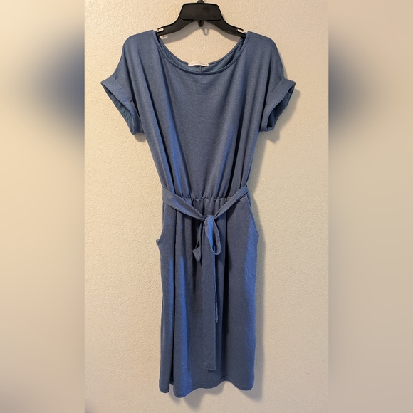 Chris & Carol Dresses & Skirts - Chris & Carol Casual Blue Dress